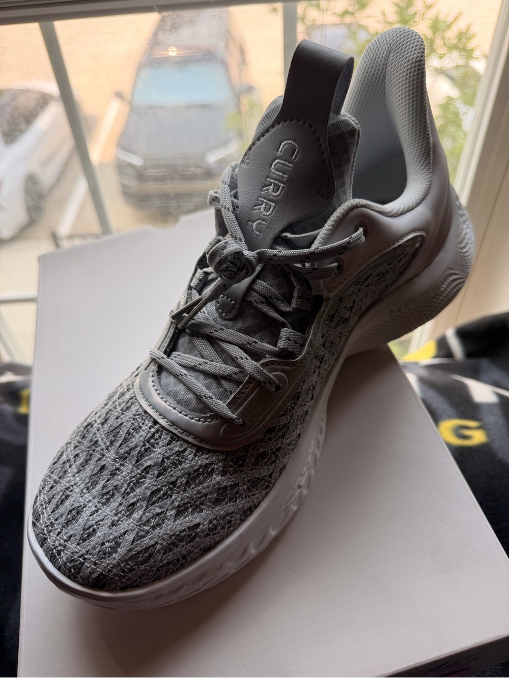 Under Armour Gray Men's Athletic Running Shoe